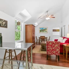 Carriage House on Historic Inn Property