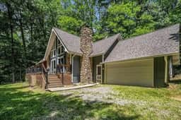 Updated Classic Cabin, Private Community + Hot Tub - Image 5