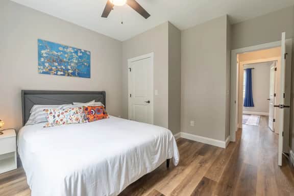 Convenient New Modern House - Tidy and Equipped - Image 5