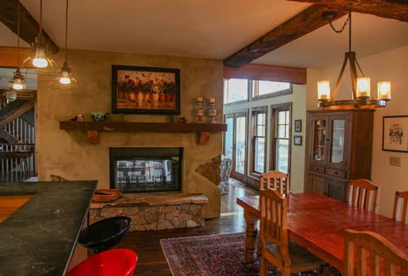 Mountain Lodge Living - Just a Quick Jaunt to Town - Image 5