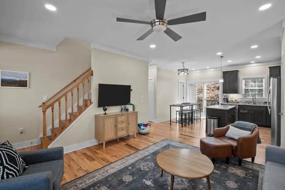 New Stylish House with Modern Amenities + Hot Tub - Image 3