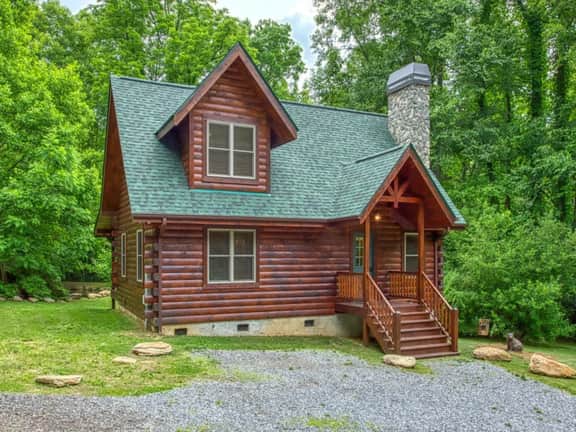 Timber Cabin with Hot Tub and Outdoor Space - Image 5